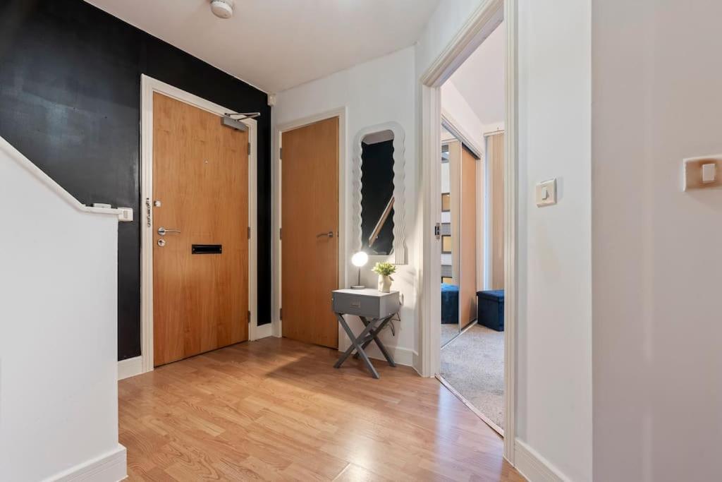 Cave Dunes Monthly Free Park & Netflix * Birmingham
