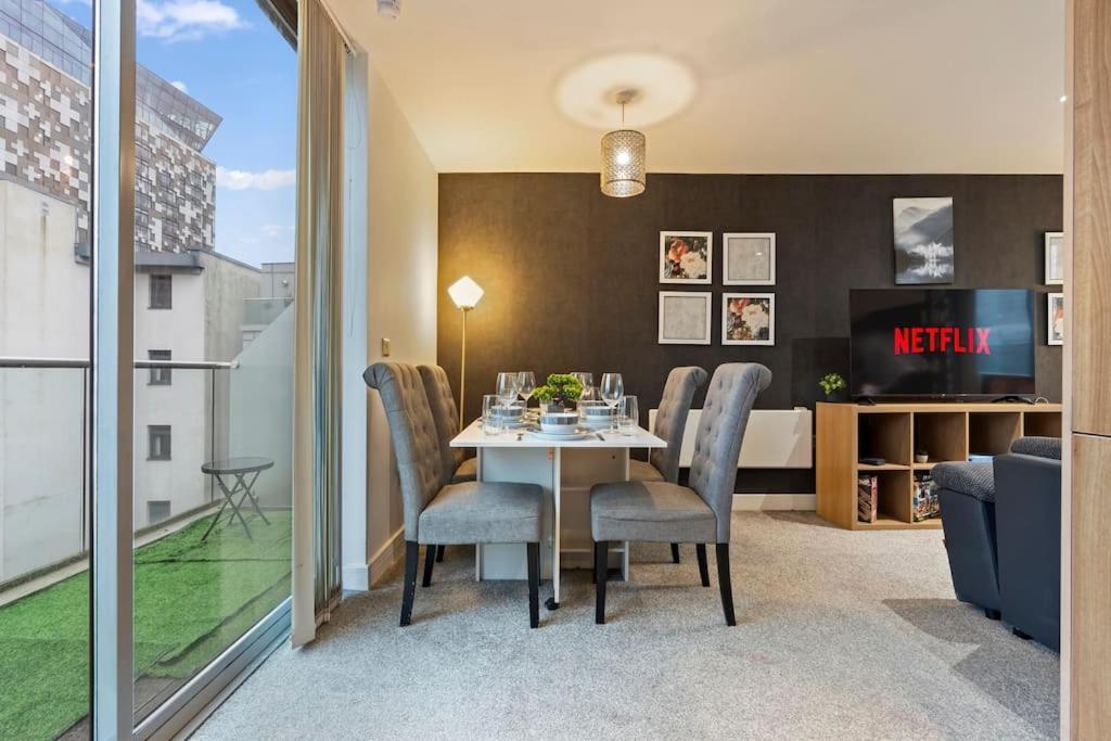 Cave Dunes Monthly Free Park & Netflix Apartment